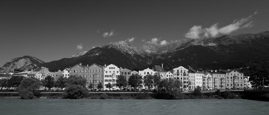 Cityhotel Schwarzer Baer Innsbruck Exterior foto